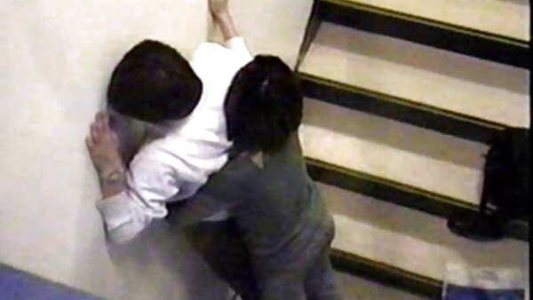 Mollige blonde Hure in rosa kostenlose fickfilme Stöckelschuhen Aria Austin fingert hart ihren Anus