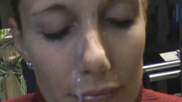 Schönes afrikanisches Luder fickt fickfilme kostenlos schneeweißen Kerl in einer Hündchenstellung