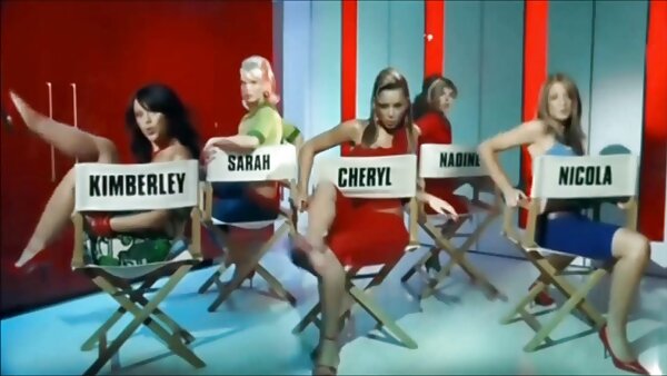 Das sexy Gangsterluder Mikayla Mendez kostenlose deutsche fickfilme bläst im Schneiderladen einen Schwanz