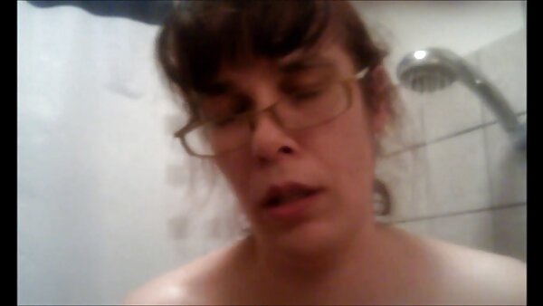 Die bezaubernde junge Brünette wird in ihre deutsche fickfilme kostenlos frisch aussehende Muschi gefickt