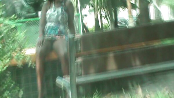 Roller Girl Lilly Ford wird von kostenlose fickfilme einem gut ausgestatteten und unersättlichen Typen gefickt