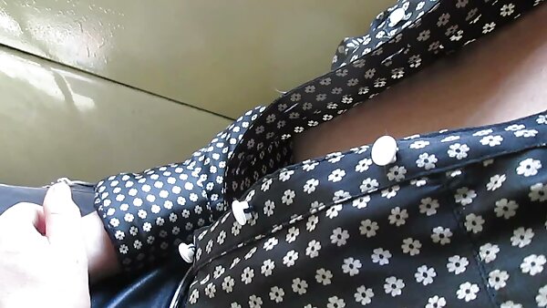 Der deutsche kostenlose fickfilme verführerische große runde Arsch von Amara Romani mag es härter und tiefer