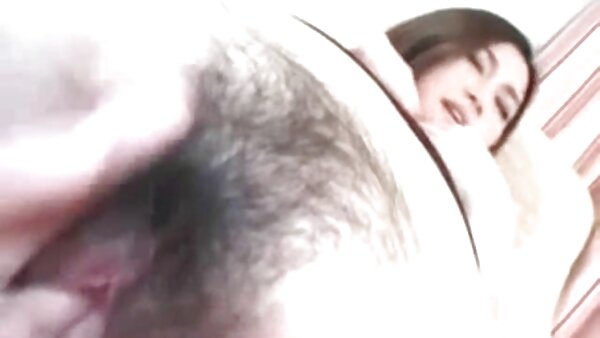 Käsekuchen-Babe Gianna fickfilme in hd Michaels zieht sich im Freien aus