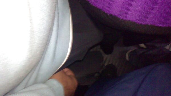 Die Lippen dieses Schwarzen auf der triefenden Muschi dieses Luders kurze fickfilme