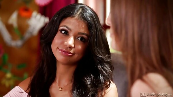 Die attraktive Blondine Elsa Jean trifft sich mit dem Stiefbruder ihrer fickfilme kostenlos besten Freundin