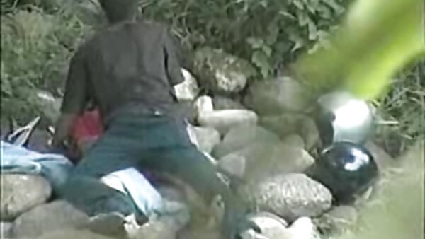 Die erfahrene Stiefmutter kostenlose deutsche fickfilme Laura Bentley hilft, den Freund ihrer Stieftochter zu befriedigen