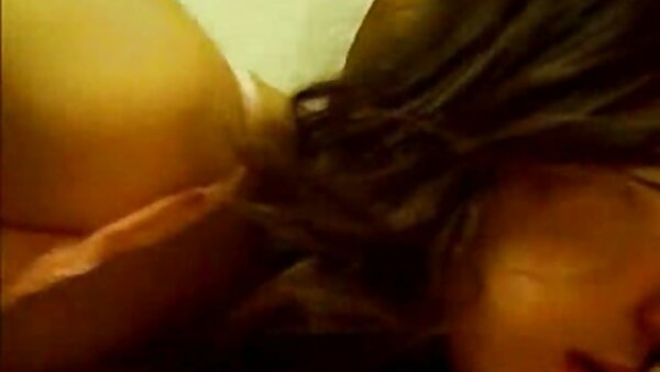 Die flexible brünette Hure Missy Monroe wird wie eine echte Ballerina free fickfilme gefickt