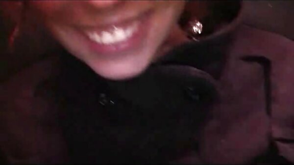 Göttliche blonde Babes werden mit der Zunge gefickt, bevor sie kräftige Schwänze kostenlose private fickfilme reiten