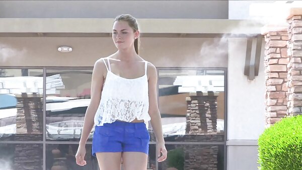 Wunderschöne brünette indische kostenfreie fickfilme Dame gibt ihrem Freund einen Schwanz