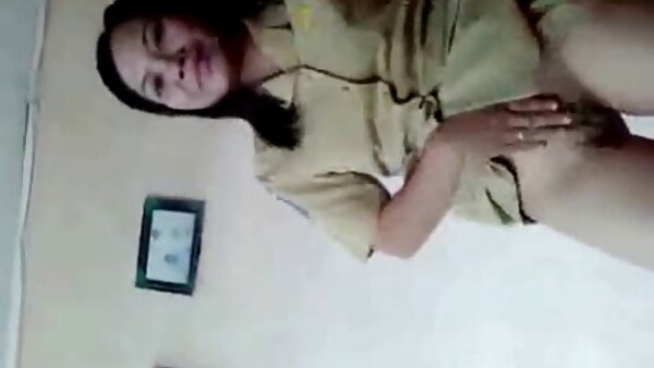 Darla Crane wird von zwei gratis fickfilme ansehen jungen Hengsten doppelt penetriert