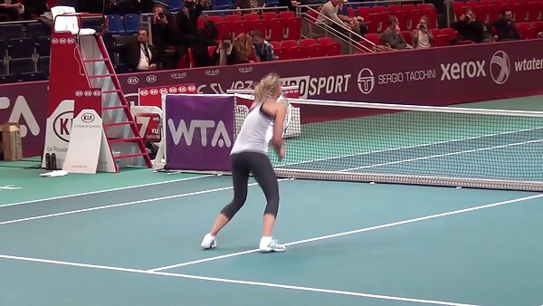 Schwarzhaarige Teenie-Schlampe fickfilme free mit großen Hängetölpeln von Fremdem gefickt