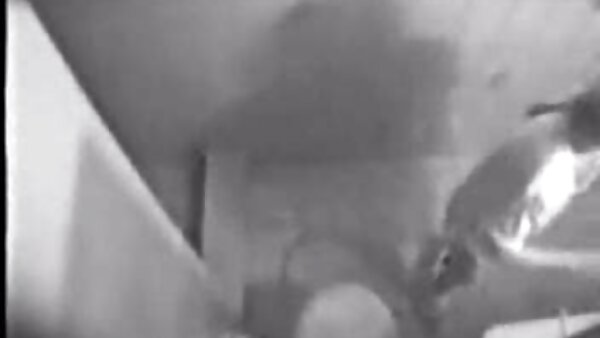 Freche Oberschwester mit riesigen Möpsen gibt kostenlose fickfilme Patientin gierigen Blowjob