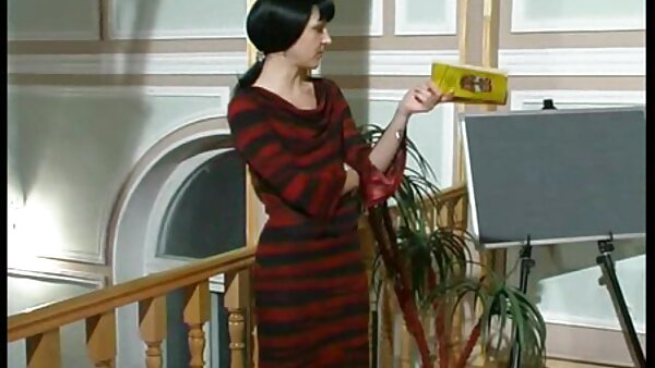 Die böse asiatische Tussi gibt ihrem geilen Lover fickfilme kostenlos einen schönen Blowjob