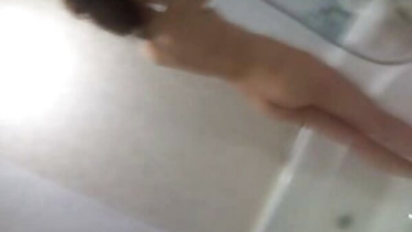 Die junge Mama Jaimie Vine wird mit dem geile deutsche fickfilme hübschen Fitnesstrainer intim