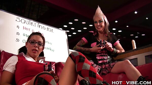 Juggy Brunette wird von dem heißblütigen Oliver Trunk gefickt fickfilme in deutscher sprache und vollgespritzt