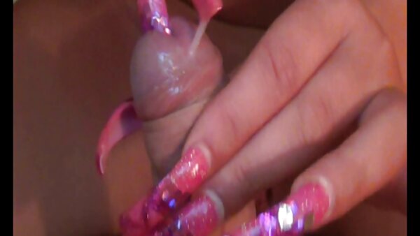 Die sexy Amateurhuren Hailey Holliday, Mia Malkova geile fickfilme und Jodi Taylor ficken in einer Orgie