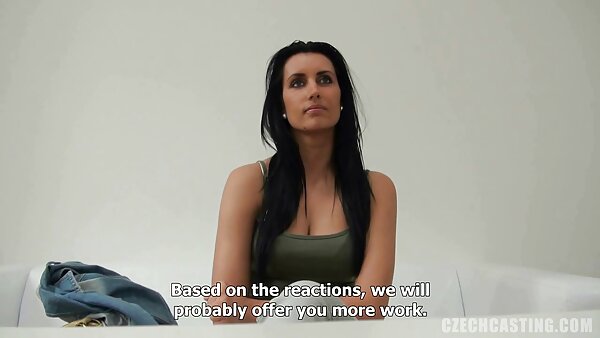 Die brünette Schlampe Juicy Leila fingert die immer extreme fickfilme sexhungrige Fotze