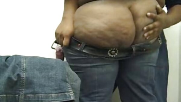 Die britische Milf Karlie Simon wird mit der hübschen Chefköchin gratisfickfilm intim