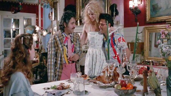 Ebony Hottie Jezabel Vessir fickt kurze fickfilme die Muschi während des Hardcore-Anal-Pochens mit einem Dildo