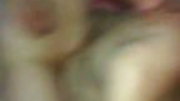 Das hinreißende rothaarige Luder geile deutsche fickfilme im roten Kleid Ashlyn Molloy wird in die Kehle gefickt