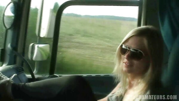 Das hypnotisierende Luder Leanne Lace macht geile fickfilme auf dem Küchentisch Liebe mit ihrem Freund