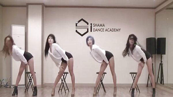 Auf der von der kostenlose fickfilme Tainster-Site arrangierten Party toben mehrere versaute Mädels