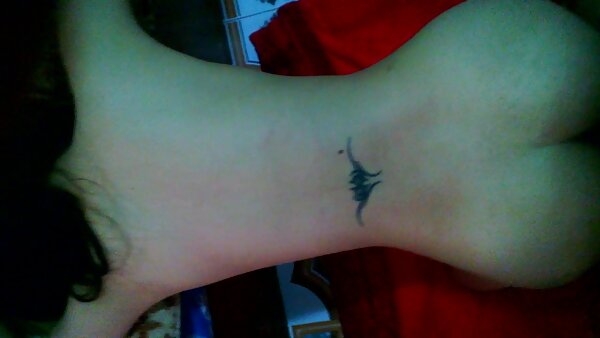 Bootylicious brünette Hottie kostenlose fickfilme wird in der Küche hart doggy gefickt