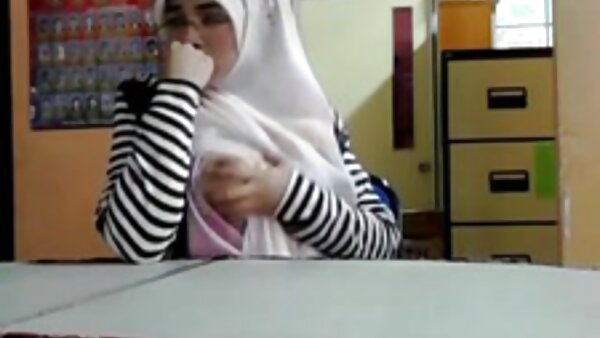 Entzückender Teenager kostenlose deutschsprachige fickfilme mit Zöpfen gibt Kopf und bekommt ihre Fotze geleckt