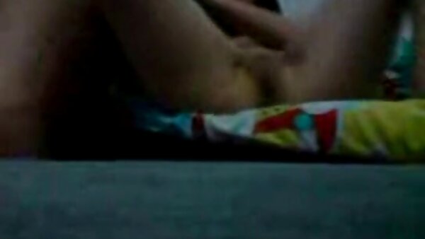 Sexy Blondine und fickfilme mutter sohn Brünette mit geilen Körpern haben Spaß