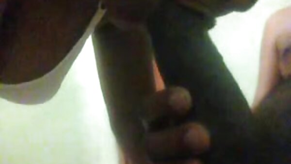 Brutaler schwarzer Hengst fickt zwei versaute Pornoschlampen zu fickfilme in deutscher sprache dritt