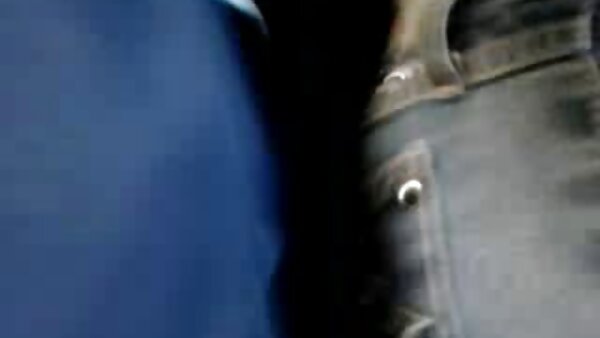 Die hübsche College-Hure Alexa lutscht einen harten und großen Schwanz, bevor geile fickfilme sie Sperma in ihr Gesicht bekommt