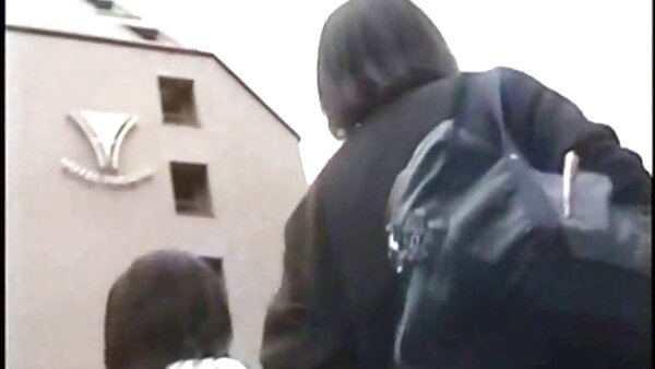 Die sexsüchtige free fickfilme Hottie Sloan Harper gibt vor verrücktem Sex einen Deepthroat-Blowjob