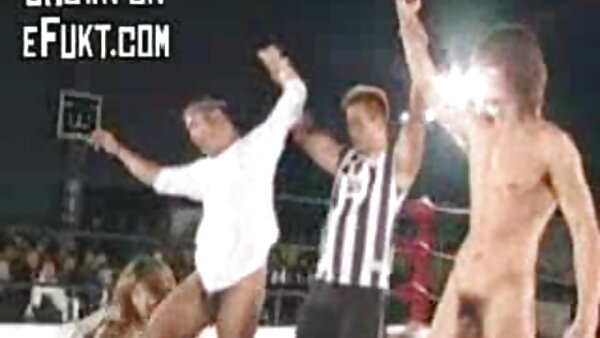 Die wunderschöne Verführerin Billie Star frisst vor verrücktem Sex eine harte Stange fickfilme in deutscher sprache