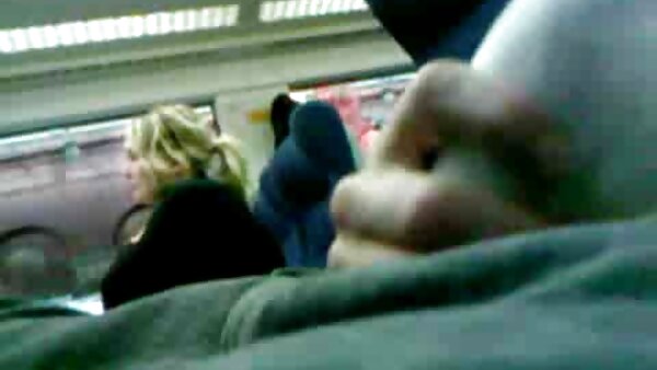 Die grausame Stiefmutter Bridgette B fickfilme ohne anmeldung mit großen Titten fickt die Muschi einer süß aussehenden Stieftochter