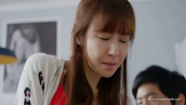 Durstiges fickfilme ohne anmeldung Amateurluder lutscht harten Schwanz in POV auf öffentlicher Toilette